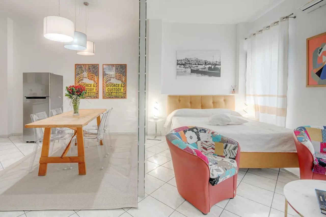 Appartamento Right House Sur Le Port - Harbour View Cagliari 0*,  Italia