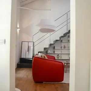 Joivy Fulcorina , Milan Italy