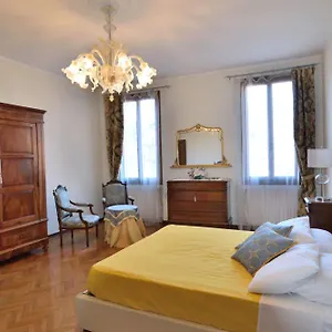 Corte Stupenda , Venice Italy