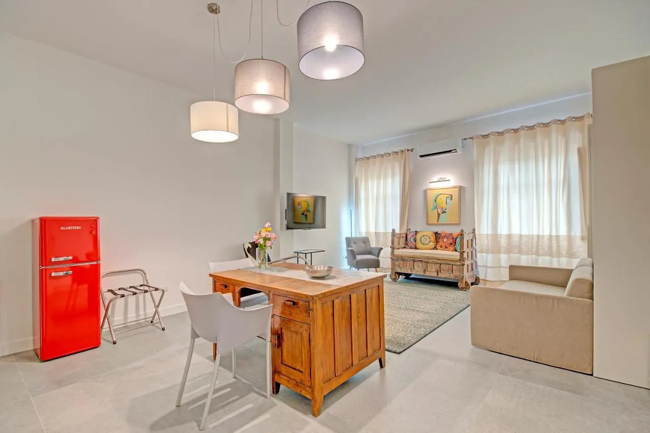 Right House Sur Le Port - Harbour View Apartment Cagliari